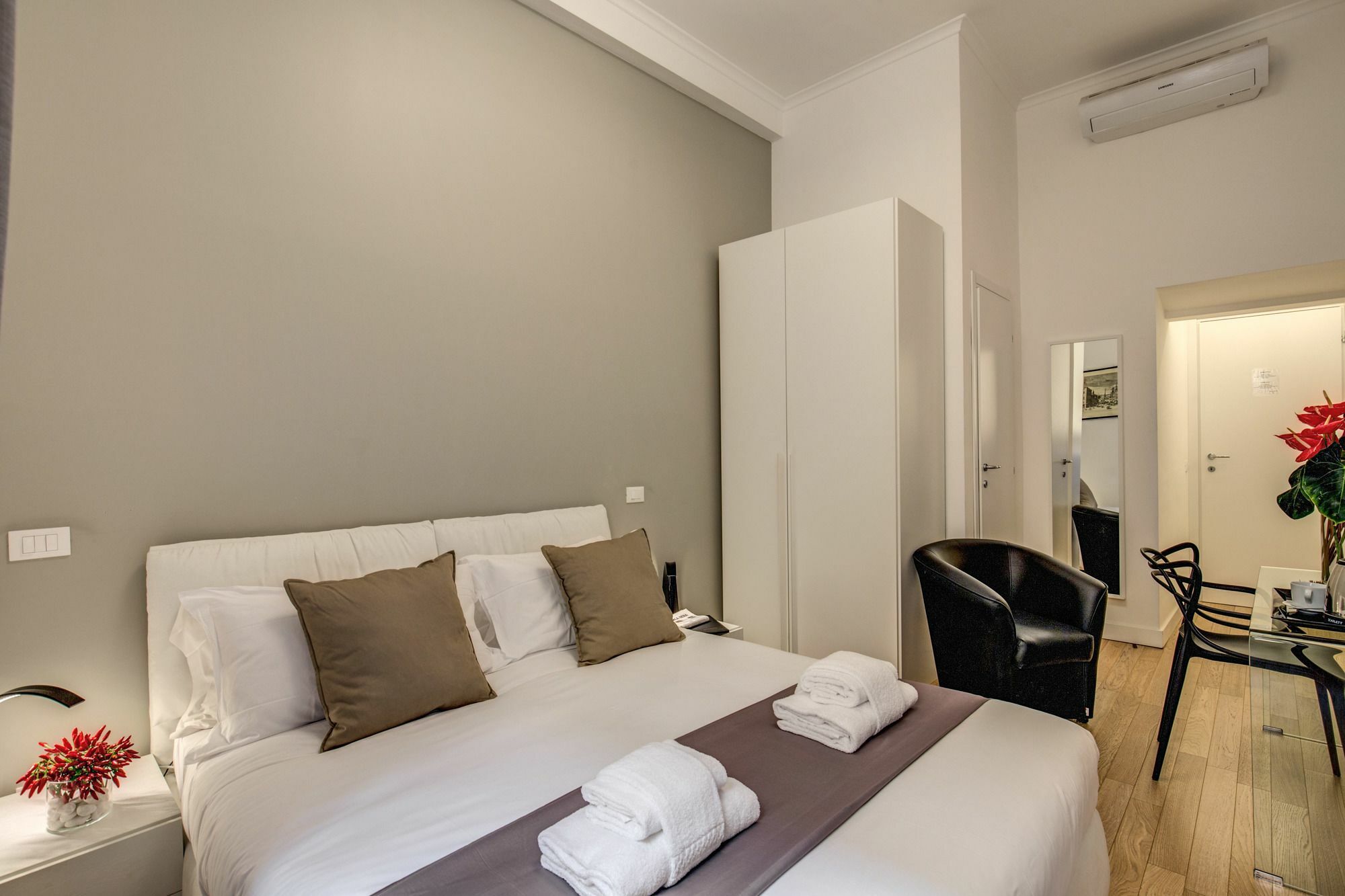 Orange Suites Рим Екстериор снимка